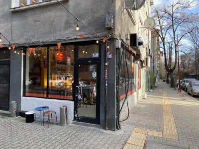 Pivoteka Craft Beer shop