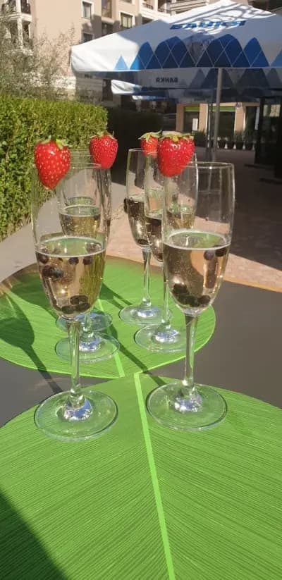 Amelie Party & Bistro