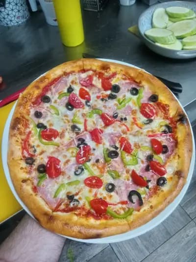 Pizza Bar and Dinner Bon Appetit