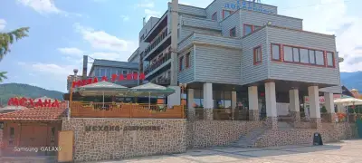 Ресторант Под Междинна Станция