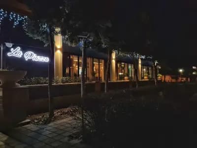 La Piazza by DR