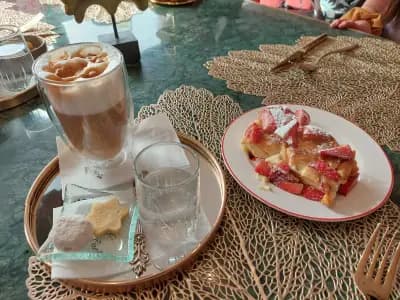 Tea & Eat 1999 - сладкарска работилница със салон
