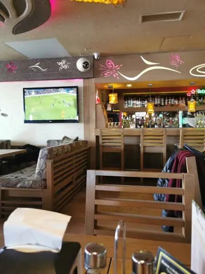 Sweet Bar & Grill | Младост