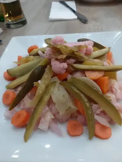 Релакс, бар и вечеря