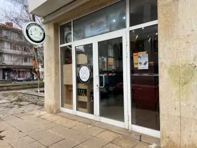 Corner shop