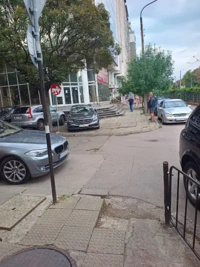 Читалище Средец