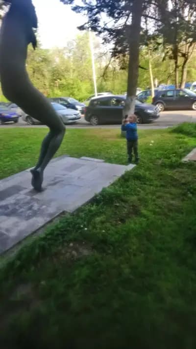 Клуб по художествена гимнастика „Левски“