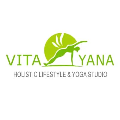 Яна Данаилова - физиолог, магистър по хранене. VitaYana