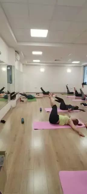 Antonia Latinova Sport Пилатес /Младост