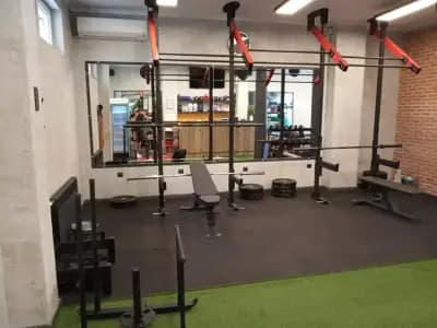 Спортна зала Lazarov Athletics