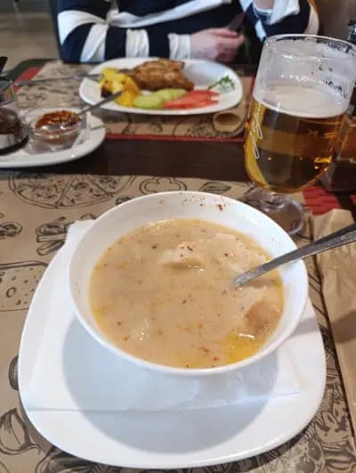 Кафе-ресторант "Багера"