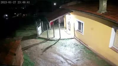 Монтаж на охранителни камври