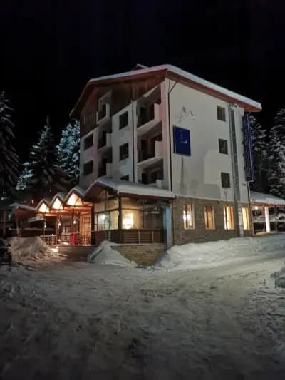 Хотел The Lodge
