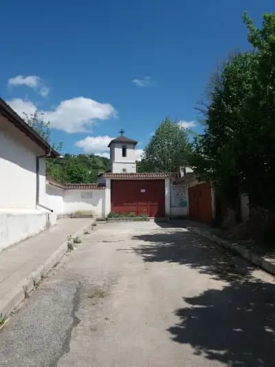 Храм Св. Архангел Михаил