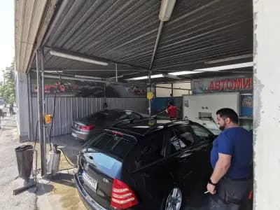 Автомивка и гумаджийница "Десива"